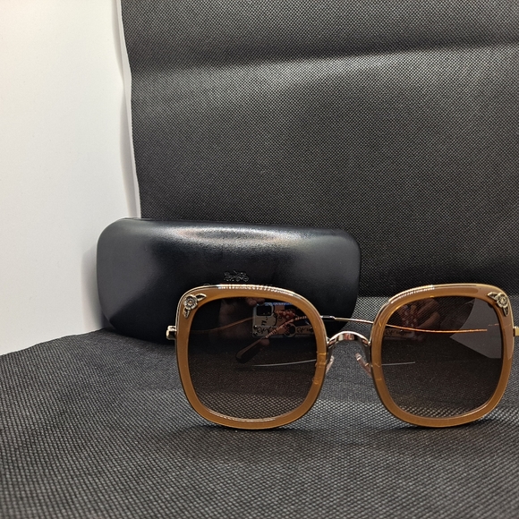 Eyewear coach - Picture 3 of 4